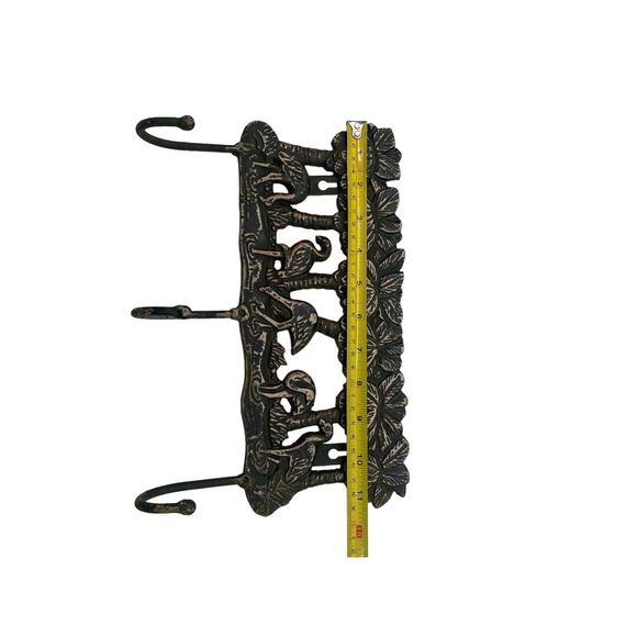 FLAMINIGOS Wall Hanging Coat Hat Key Rack w 3 Hooks Vintage Heavy Cast Metal - Picture 3 of 10